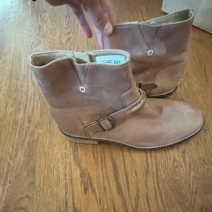 Sperry ankle boots, brown, size 8.5